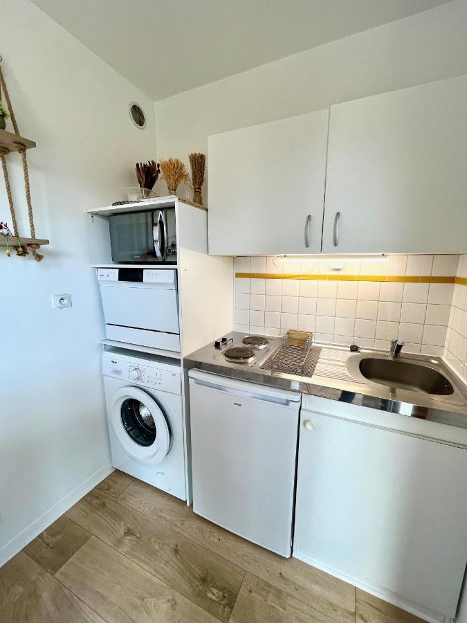 Salm, Coquet Studio Avec Balcon Ouistreham Exterior foto